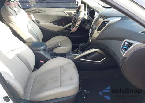 2013 Hyundai Veloster Base W/Gray from USA, damaged, VIN KMHTC6AD4DU086819